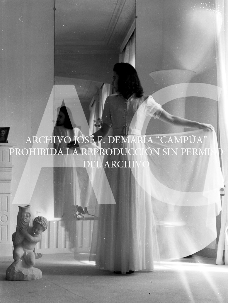 Modelos de Yvonne Letonge