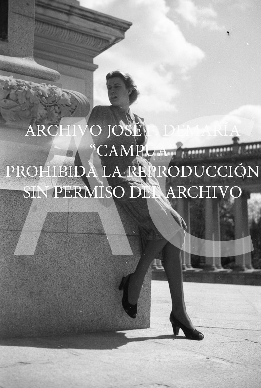 Modelos de Yvonne Letonge