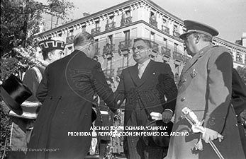 Visita de Iskander Mirza