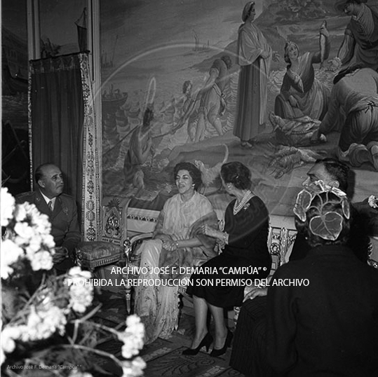 Visita de Iskander Mirza