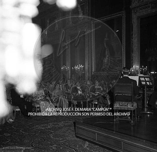 Visita de Iskander Mirza