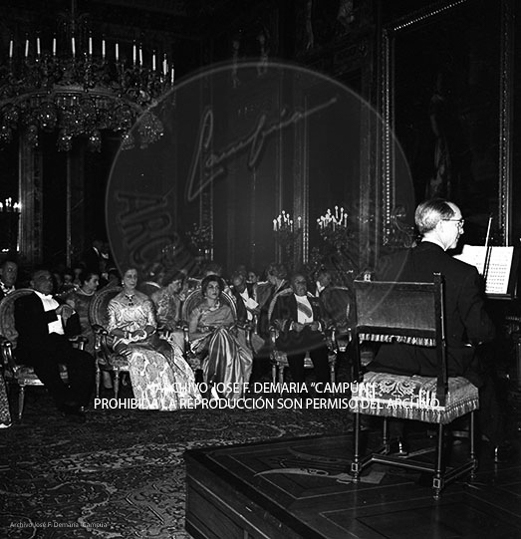 Visita de Iskander Mirza