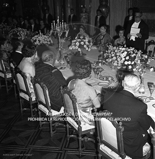 Visita de Iskander Mirza