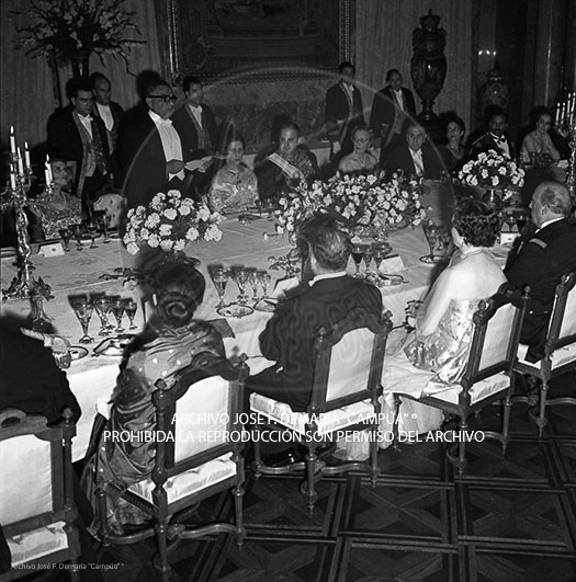 Visita de Iskander Mirza