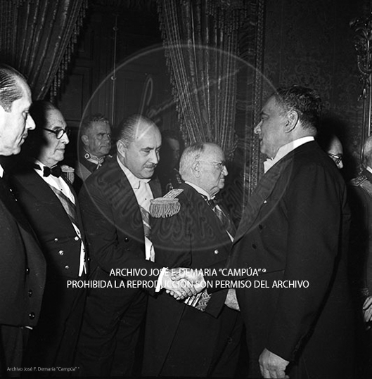 Visita de Iskander Mirza