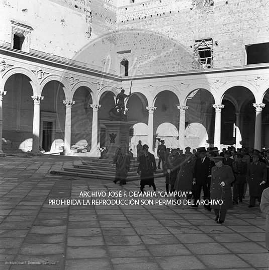 Visita de Iskander Mirza