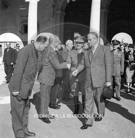 El Presidente del Libano Camile Chamoun, visita Toledo