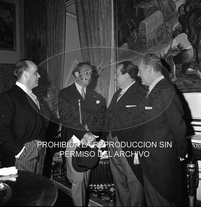 Audiencia al pintor Salvador Dalí