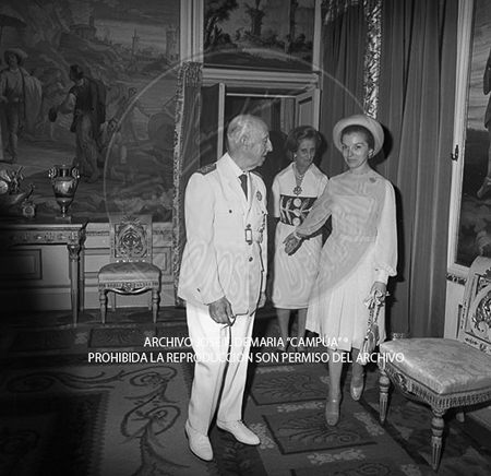 Audiencia a Estela Martínez de Perón