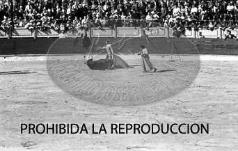 Corrida de Toros en San Sebastián. Manolo Bienvenida