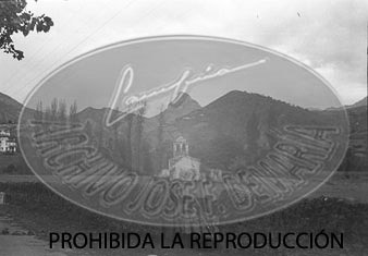 San Vicente de la Barquera destruido, avance hacia Asturias