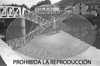 San Vicente de la Barquera destruido, avance hacia Asturias