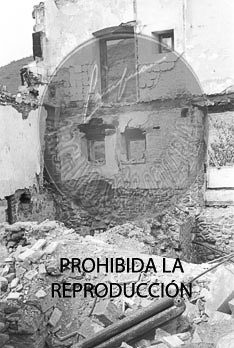 San Vicente de la Barquera destruido, avance hacia Asturias