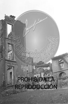 San Vicente de la Barquera destruido, avance hacia Asturias