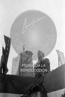 Condecoracion  a la Unidad Italiana Flechas Negras en Mérida