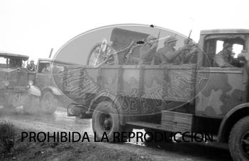 Condecoracion  a la Unidad Italiana Flechas Negras en Mérida