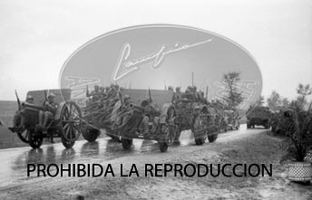 Condecoracion  a la Unidad Italiana Flechas Negras en Mérida