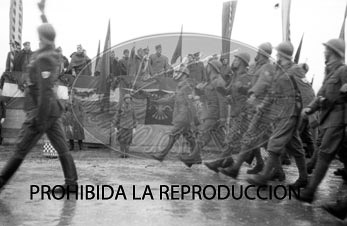 Condecoracion  a la Unidad Italiana Flechas Negras en Mérida