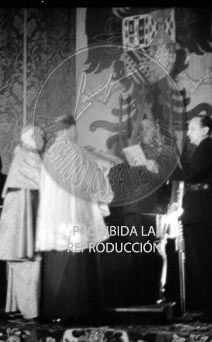 Primer Consejo Nacional de Falange, jura de los consejeros