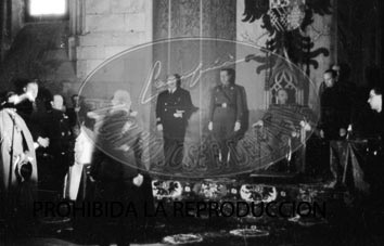 Primer Consejo Nacional de Falange, jura de los consejeros