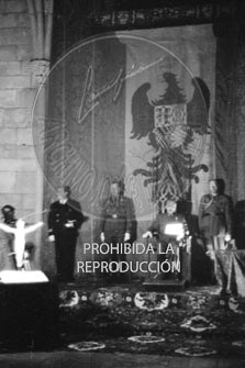 Primer Consejo Nacional de Falange, jura de los consejeros