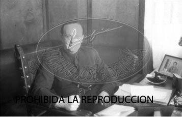 Fernandez Cuesta en su despacho de Burgos