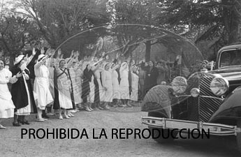 Franco visita el hospital de Burgos