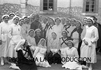 Franco visita el hospital de Burgos