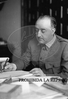 Franco en el centro de operaciones