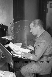 Franco en el centro de operaciones