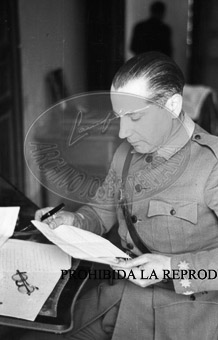 Franco en el centro de operaciones