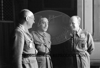 Franco en el centro de operaciones