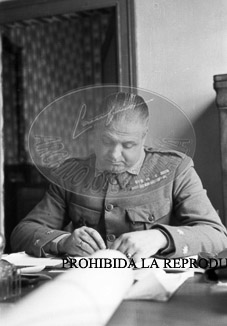 Franco en el centro de operaciones