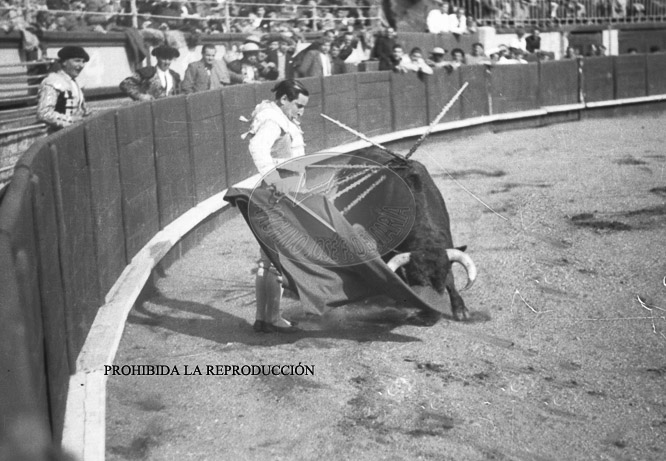 Corrida de toros benefica, 24 abril 1938