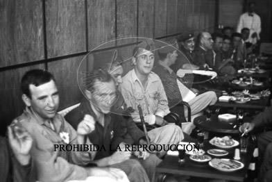 Cocktel de Chicote a los soldados