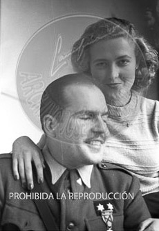 El teniente Ojinaga recibe el titulo de Ingeniero