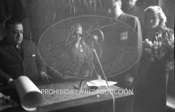 El teniente Ojinaga recibe el titulo de Ingeniero