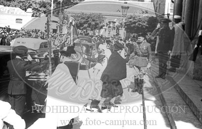 Primer Aniversario de la exaltación de Franco a la Jefatura del Estado