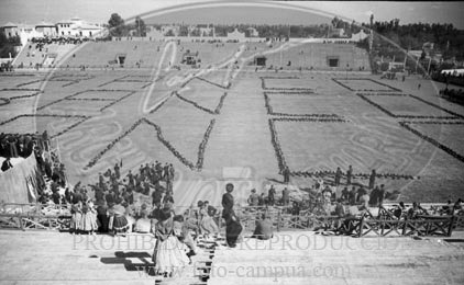 Concentracion de la OJE en Sevilla, 1938