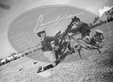 Concentracion de la OJE en Sevilla, 1938