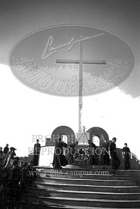 Concentracion de la Falange y de la OJE en Sevilla, 1938. Queipo de Llano, Fernandez Cuesta