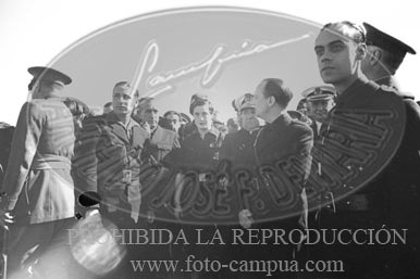 Concentracion de la Falange y de la OJE en Sevilla, 1938. Campamento 29 de Octubre