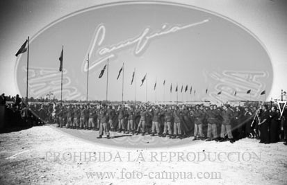 Concentracion de la Falange y de la OJE en Sevilla, 1938. Campamento 29 de Octubre
