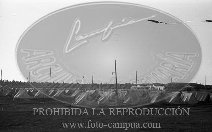 Concentracion de la Falange y de la OJE en Sevilla, 1938. Campamento 29 de Octubre