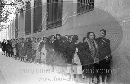 Donaciones de sangre para los hospitales de campaña