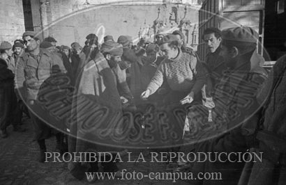 Prisioneros republicanos en el Monasterio de Poblet