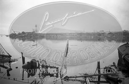 Toma de Barcelona. Los Nacionales en el Palacio San Jorge. Imagenes del puerto