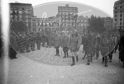 Toma de Barcelona por el Ejército Nacional, Misa de accion de gracias en la Plaza de Cataluña