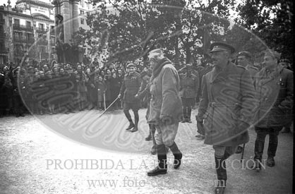 Toma de Barcelona por el Ejército Nacional, Misa de accion de gracias en la Plaza de Cataluña