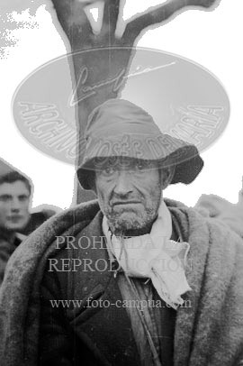 Milicianos y refugiados en Perpignan